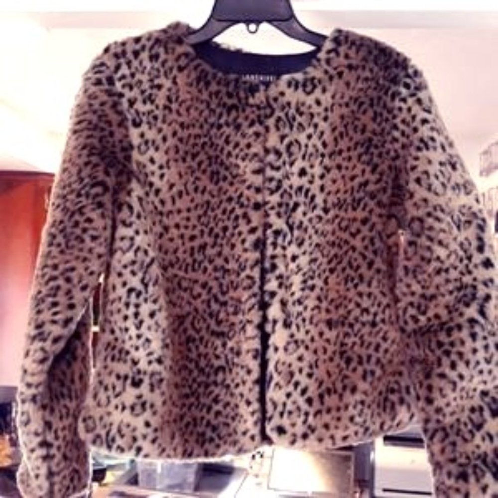 Lanshifei faux leopard fur jacket
